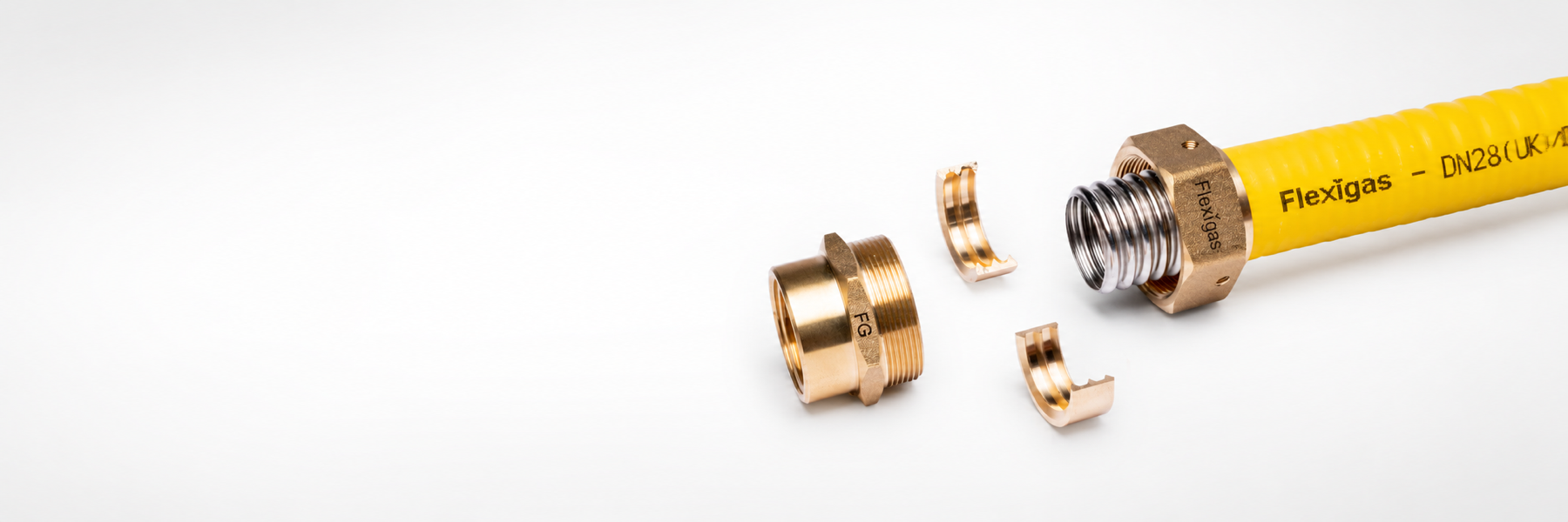 The Flexigas range, yellow CSST pipe with the full brass fitting set